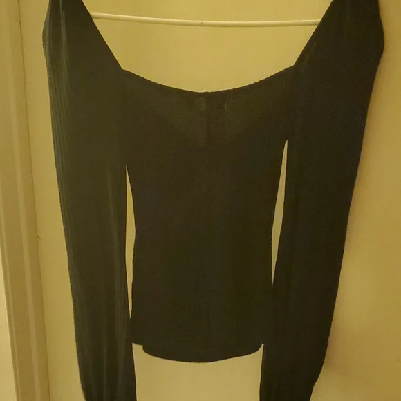Reformation Black Long Sleeve Knot Front Top - Picture 6 of 7